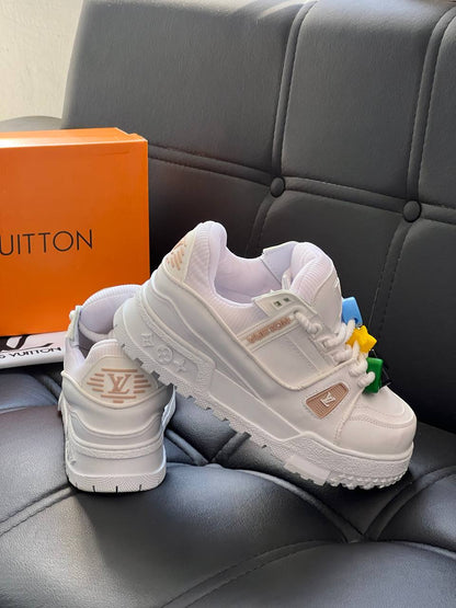 LVS - Cool Sneakers