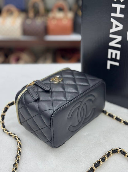 CH - Small Vanity